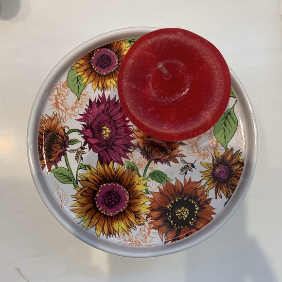 Fall theme. Partly lite Autumn Tapestry pedestal jar candle holder.New in boxes - Picture 9 of 10